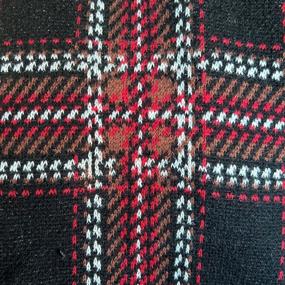 Plaid Cropped Grandpa Sweater - Plus Size 4X - Picture 3 of 3